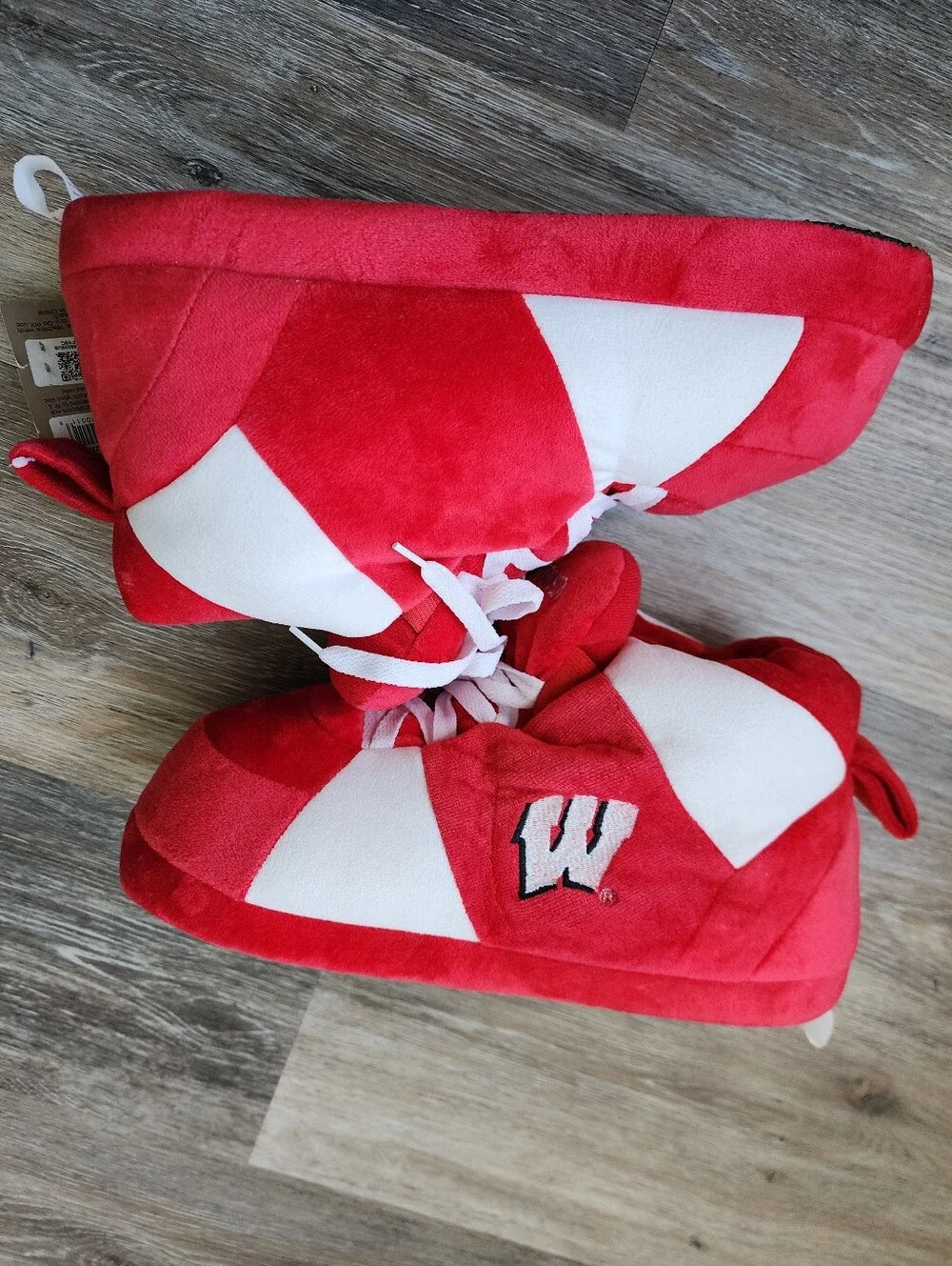 New Wisconsin Red & White Plush Slipper Sneakers Size XL
